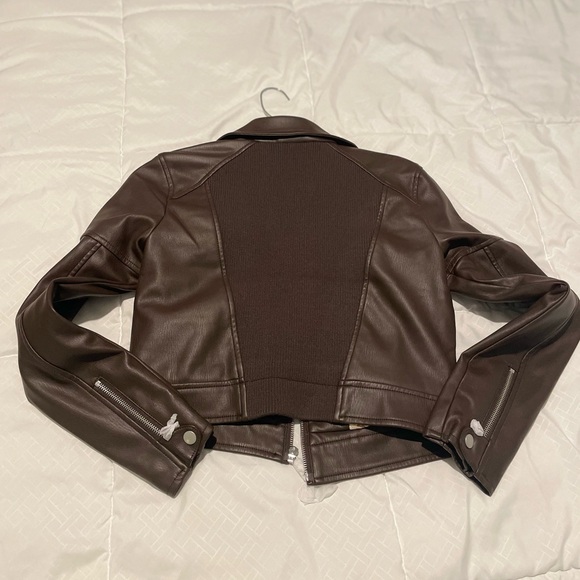 Anthropologie Faux Leather Cropped Jacekt - Picture 11 of 11